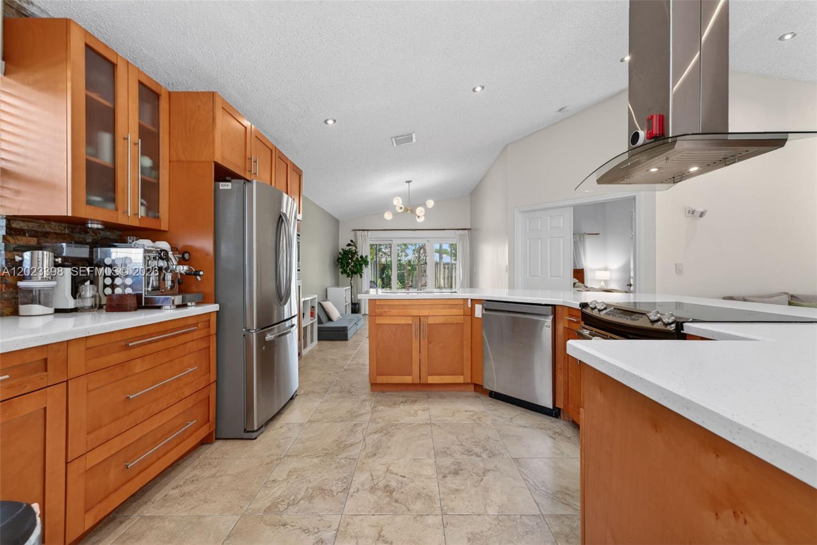 OAK CREEK - Residential