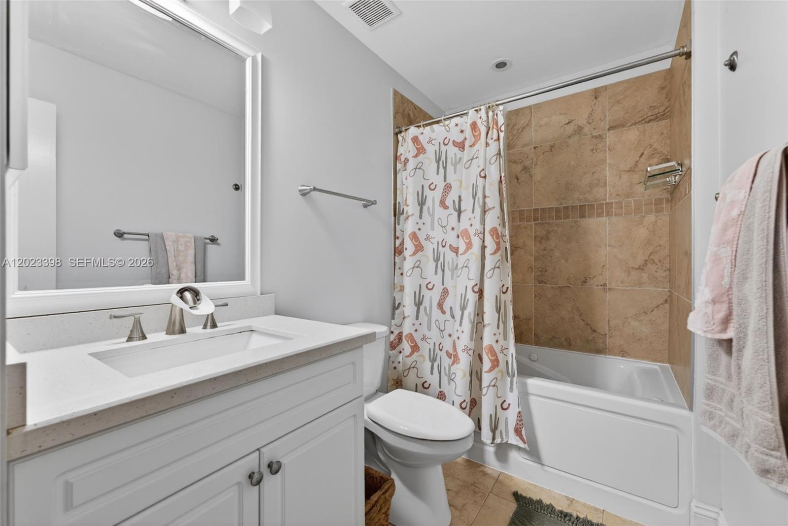 OAK CREEK - Residential