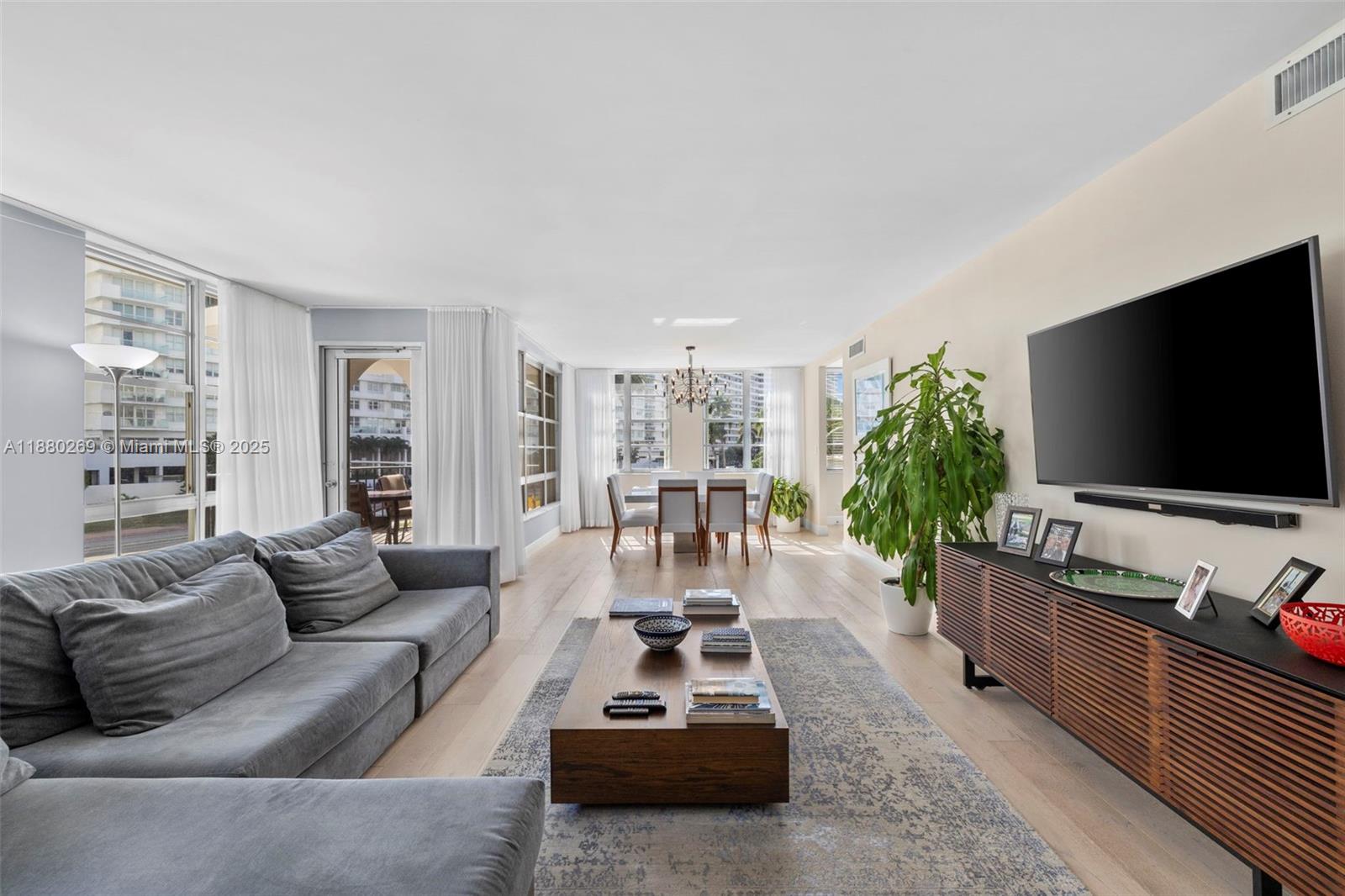 FIFTY SIX-SIXTY COLLINS A - Residential