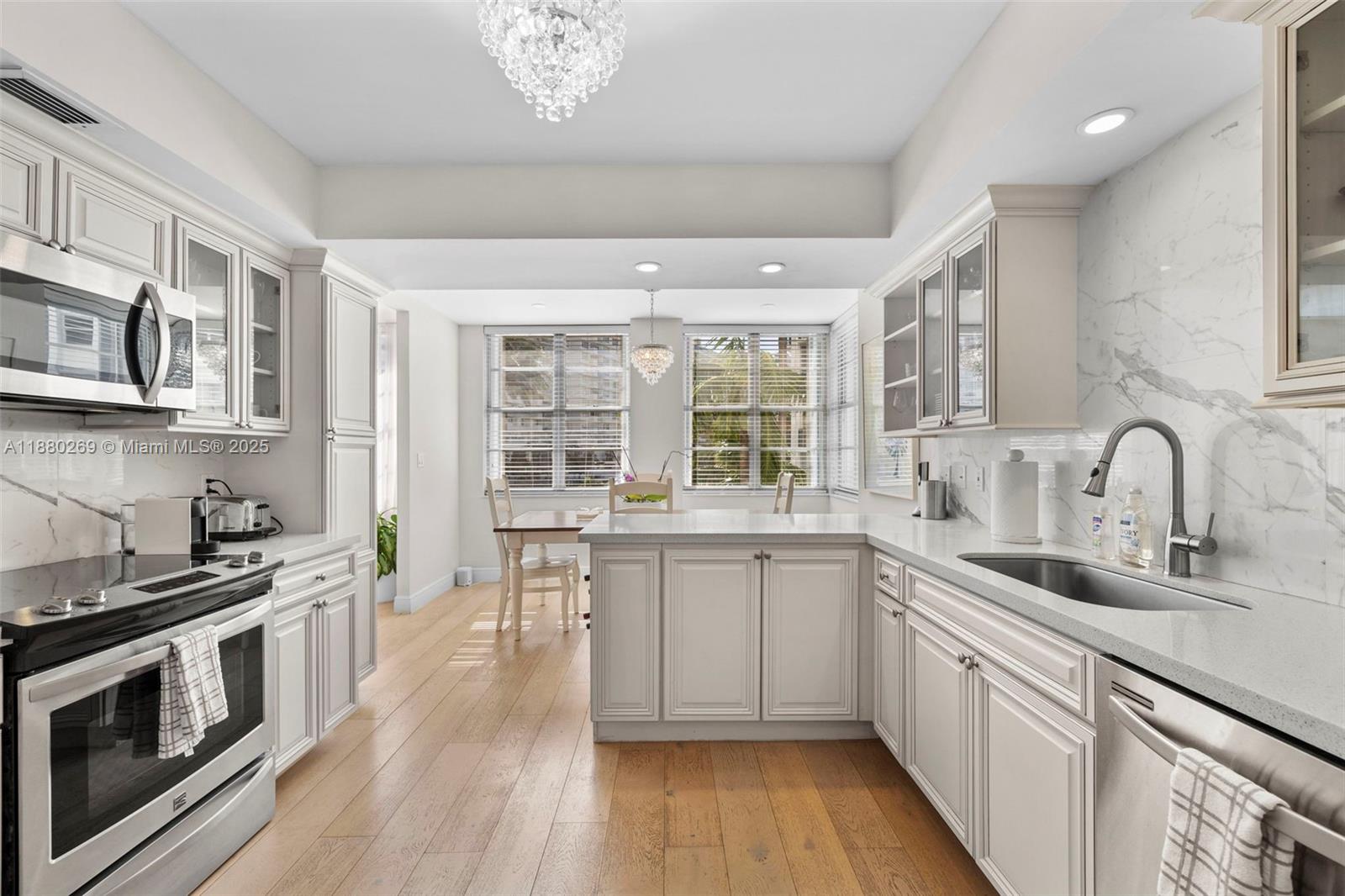 FIFTY SIX-SIXTY COLLINS A - Residential