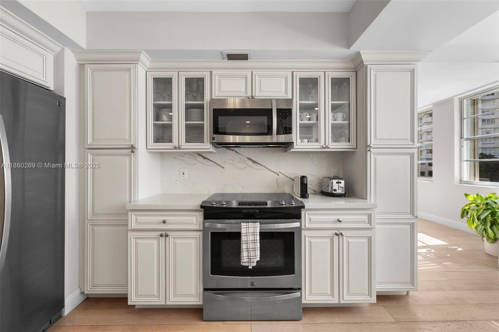 FIFTY SIX-SIXTY COLLINS A - Residential