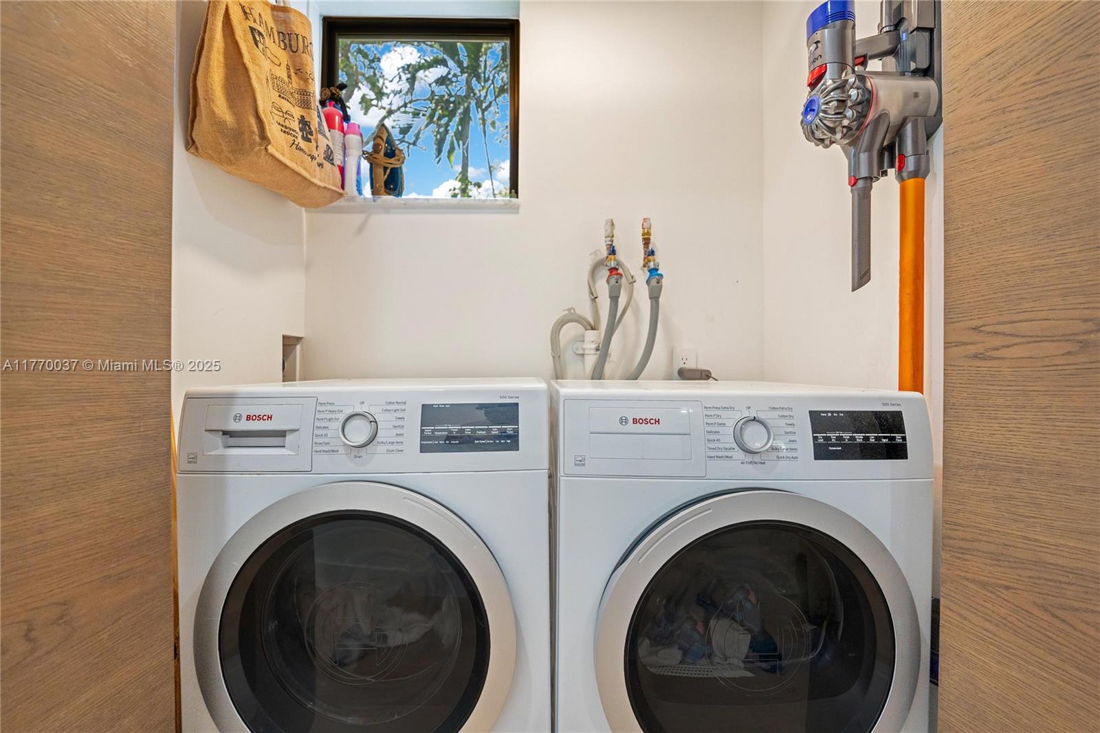 OCEAN VIEW - Residential