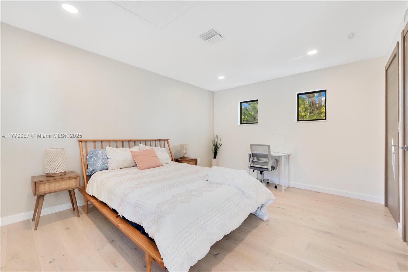 OCEAN VIEW - Residential