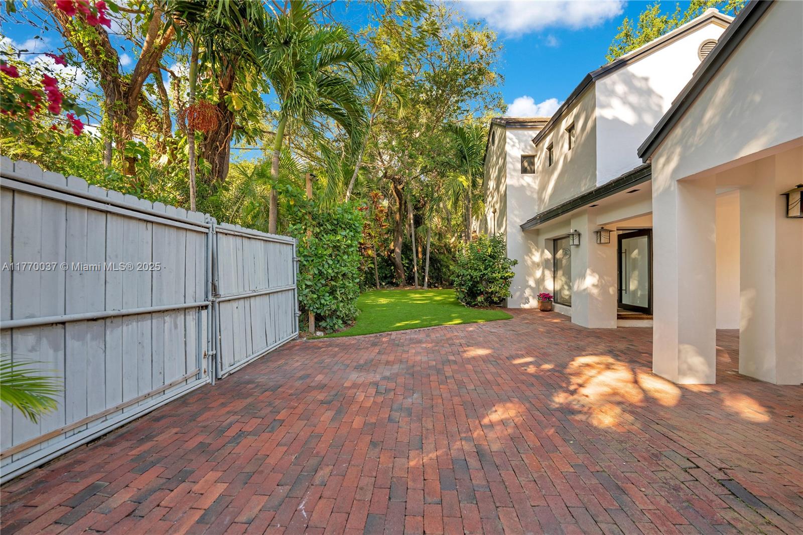 OCEAN VIEW - Residential