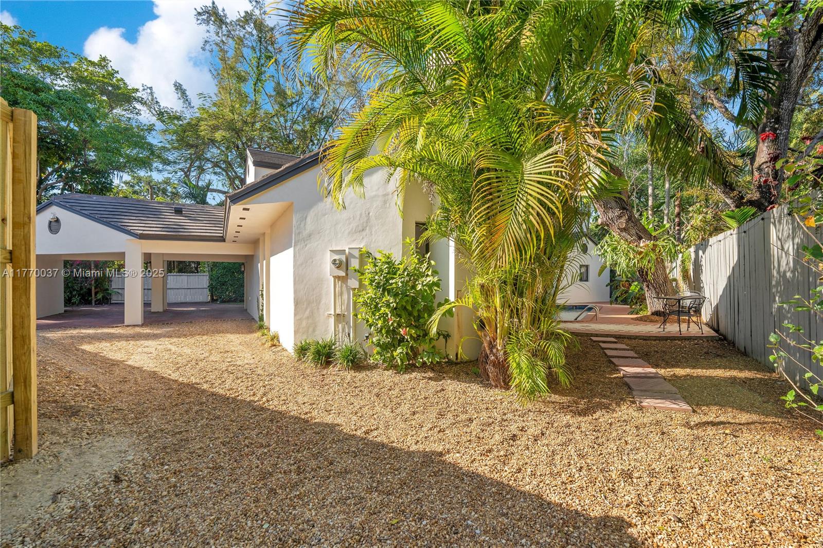 OCEAN VIEW - Residential