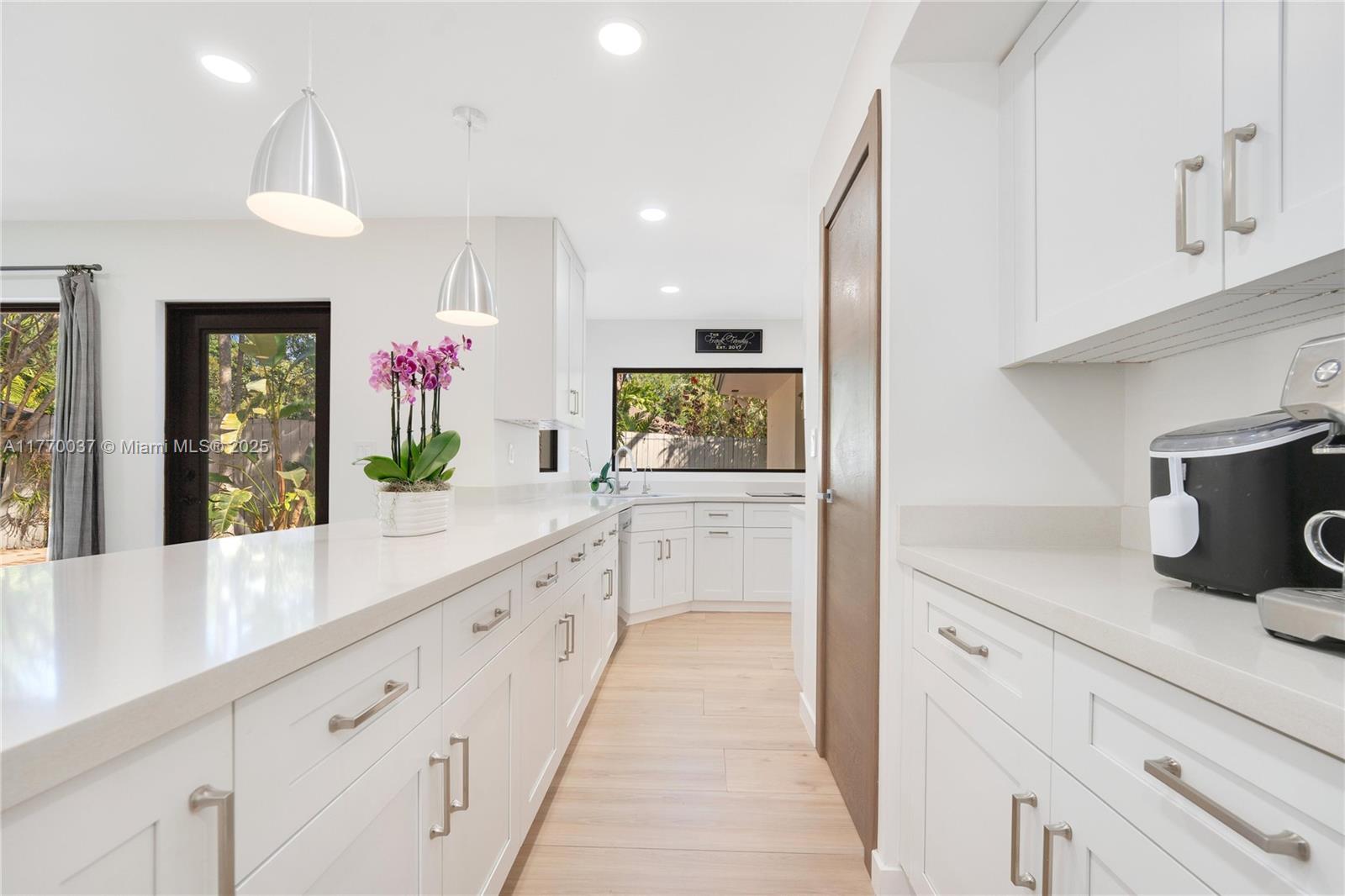 OCEAN VIEW - Residential