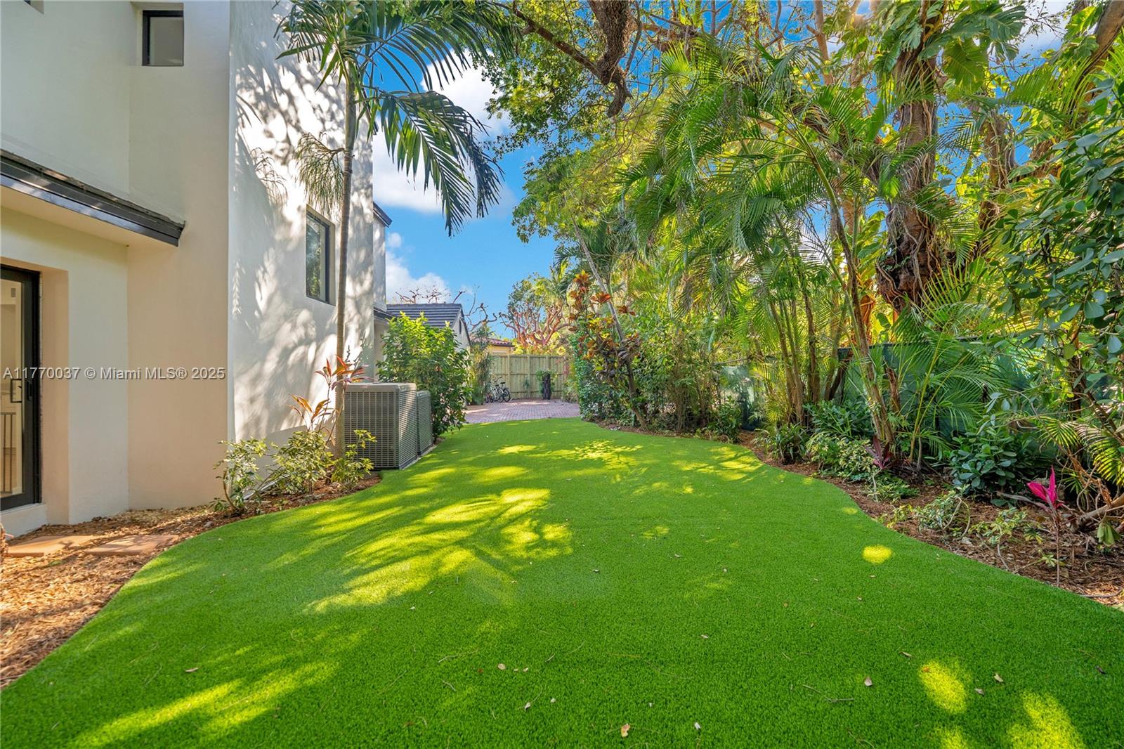 OCEAN VIEW - Residential