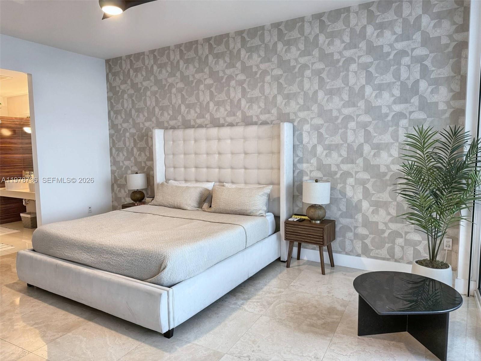 2020 N Bayshore Dr 2704