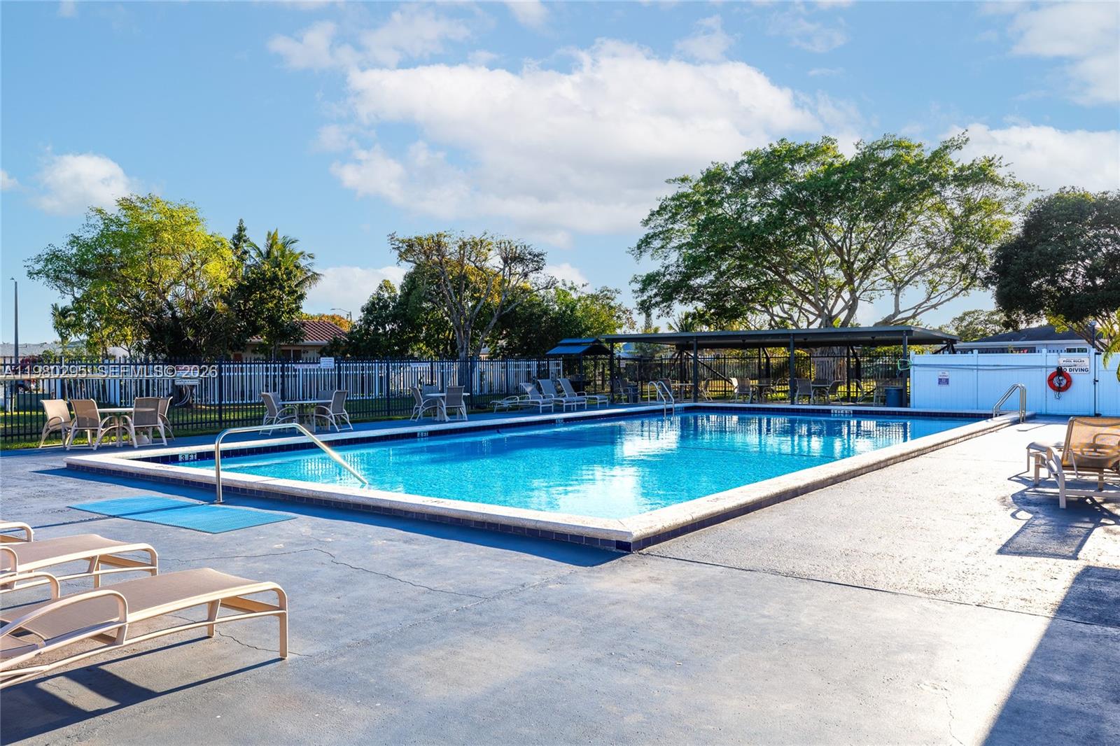 WESTWOOD COMMUNITY 5 - Residential