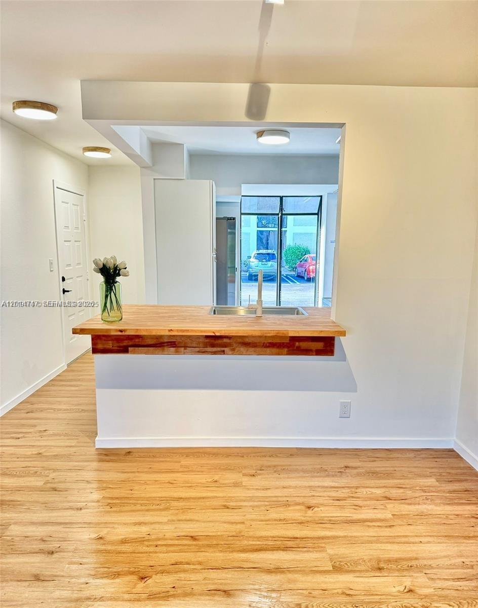 GARDENS NORTH ELEVEN COND - Residential Lease