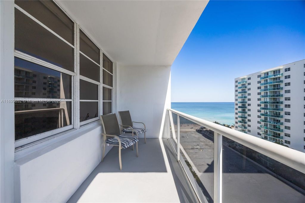 Photo of 3725 S Ocean Dr #1120, Hollywood, FL 33019 (MLS # A11690652)