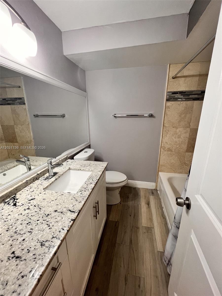 ISLE OF SANDALFOOT CONDO - Residential