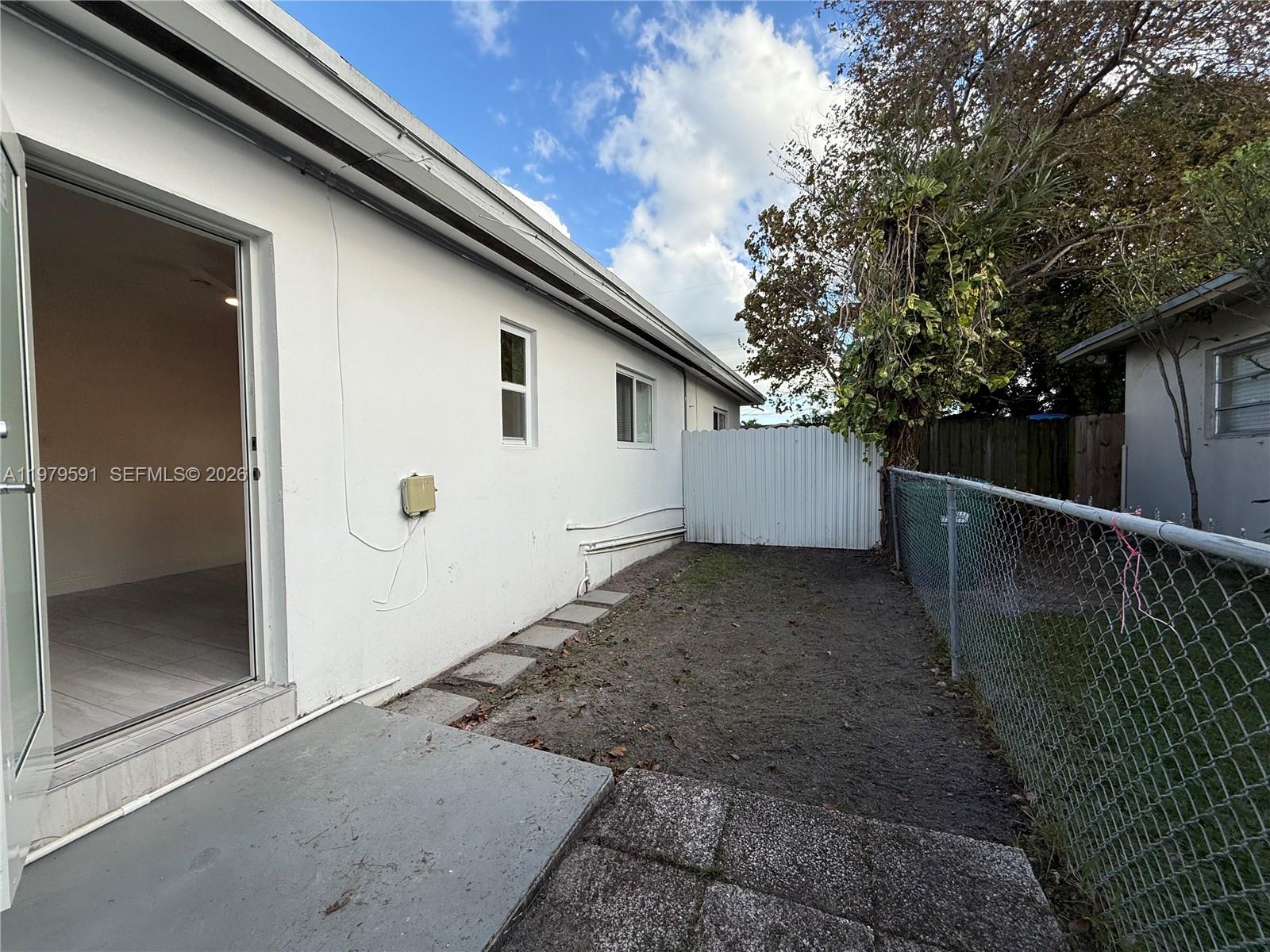 WINONA PARK 1ST ADDN - Residential Lease