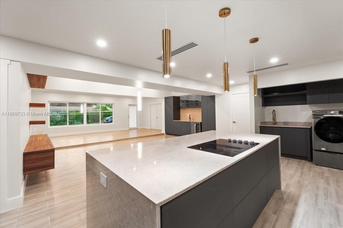 1ST ADDN BISCAYNE LAWN - Residential