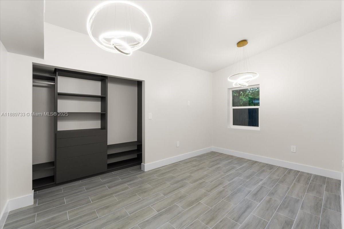 1ST ADDN BISCAYNE LAWN - Residential