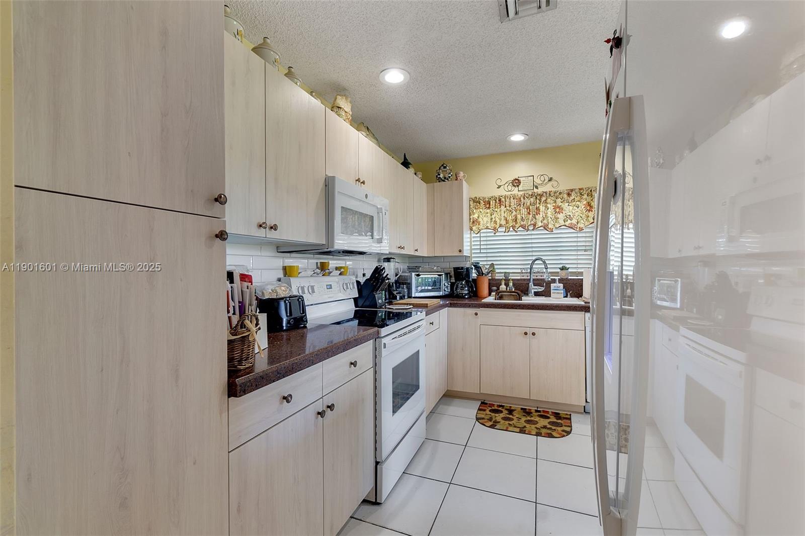 PARKLAND TERRACES - Residential