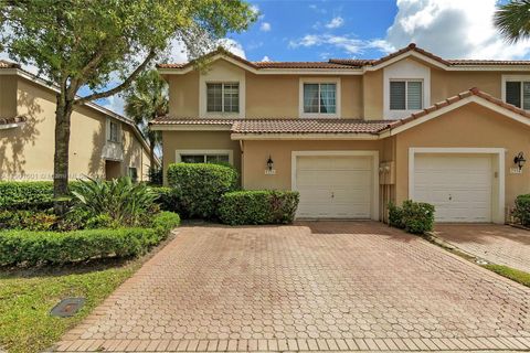 Photo of 7336 NW 61st Ter, Parkland, FL 33067 (MLS # A11901601) Photo of 7336 NW 61st Ter, Parkland, FL 33067 (MLS # A11901601)