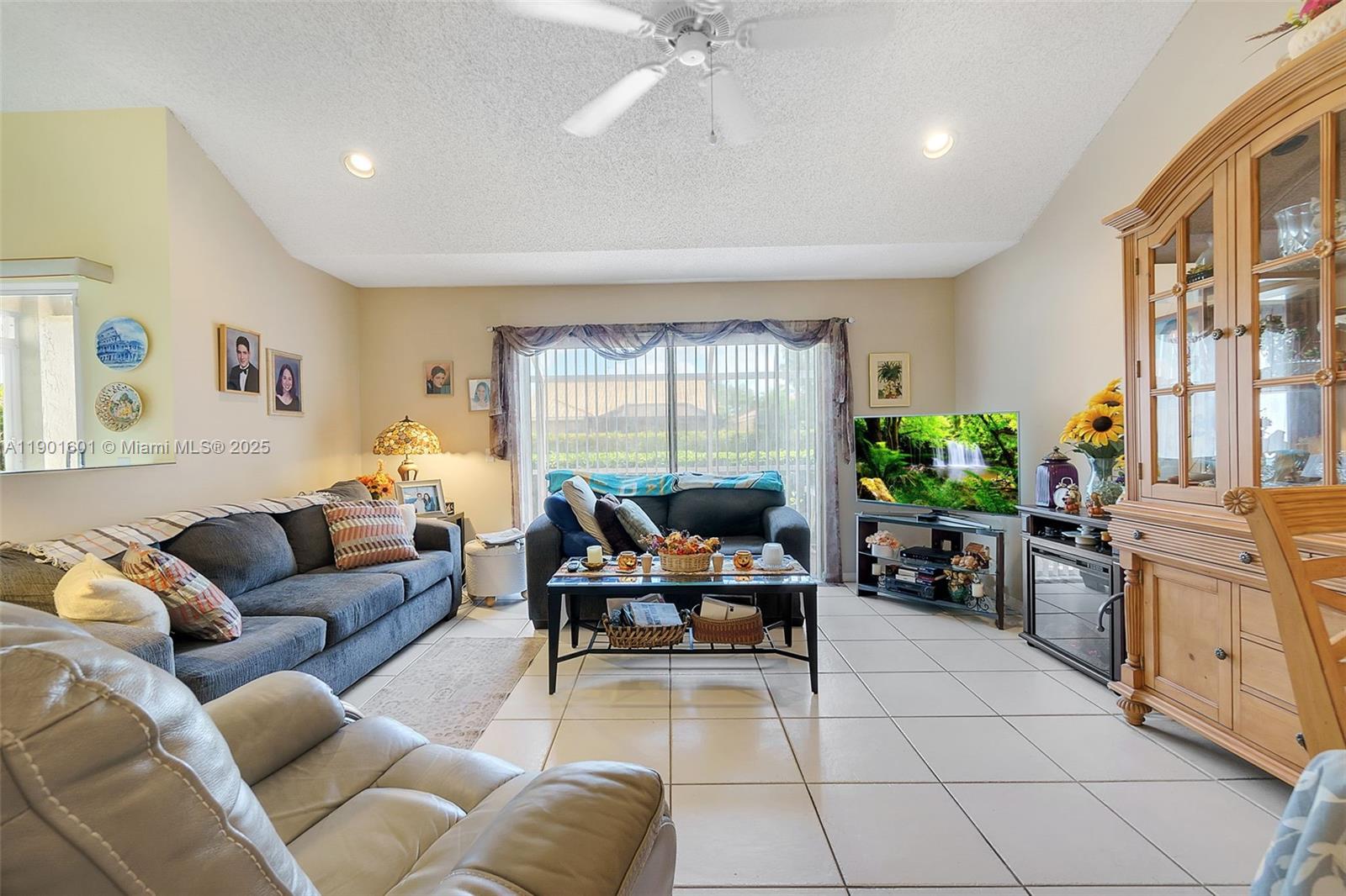 View photos, virtual tours, details... 7336 NW 61st Ter