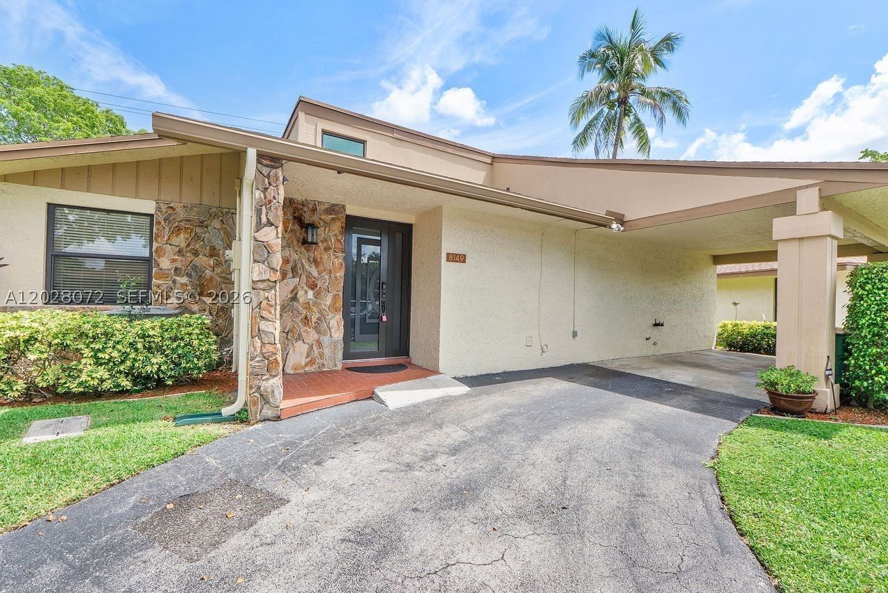 8149 Royal Palm Ct 3