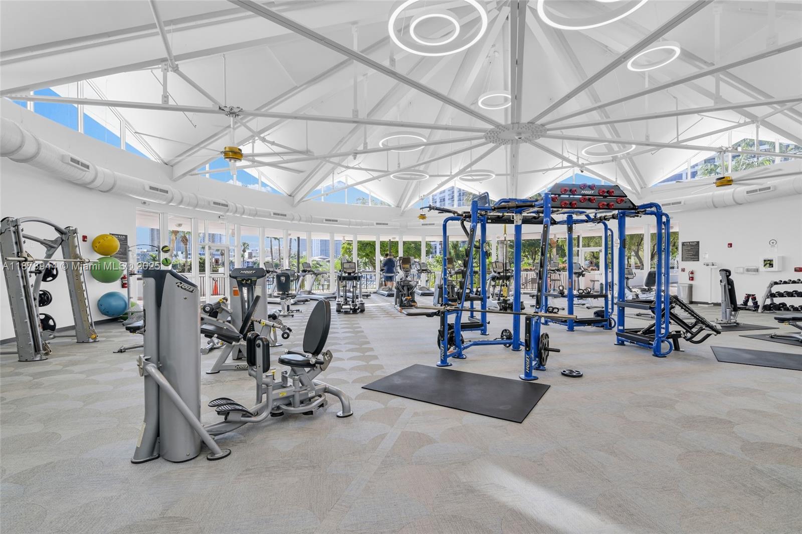 OLYMPUS CONDO PHASE - Residential