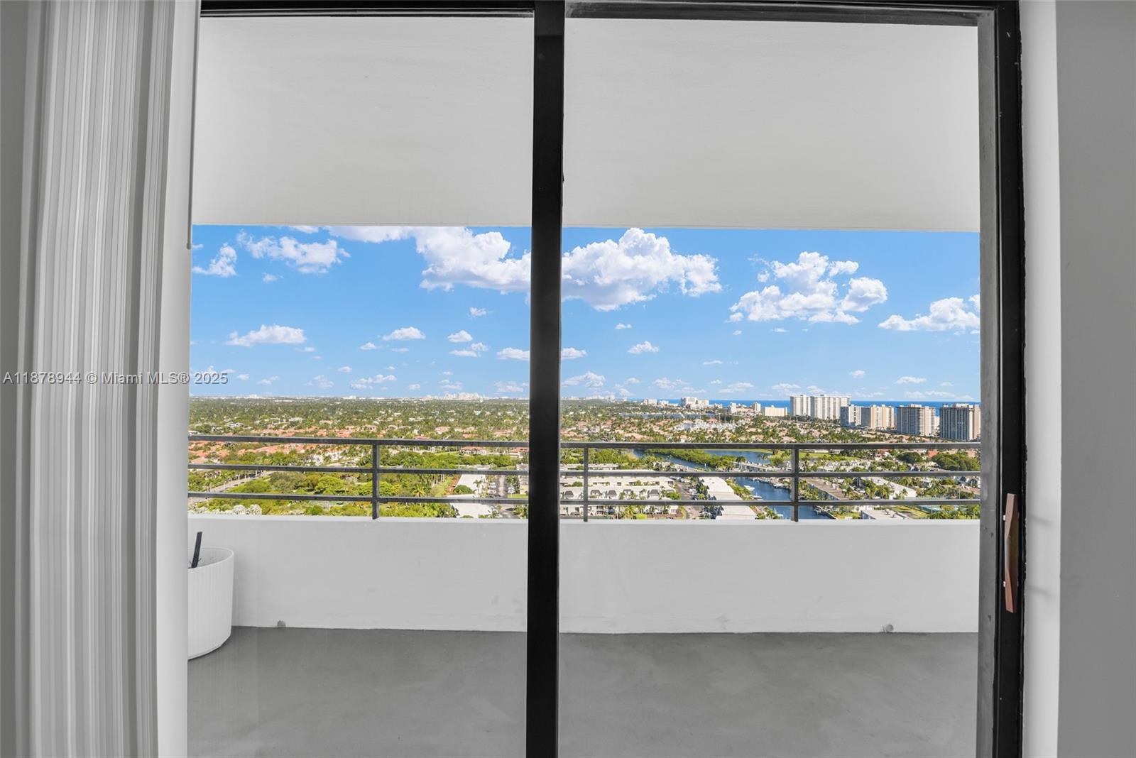 OLYMPUS CONDO PHASE - Residential