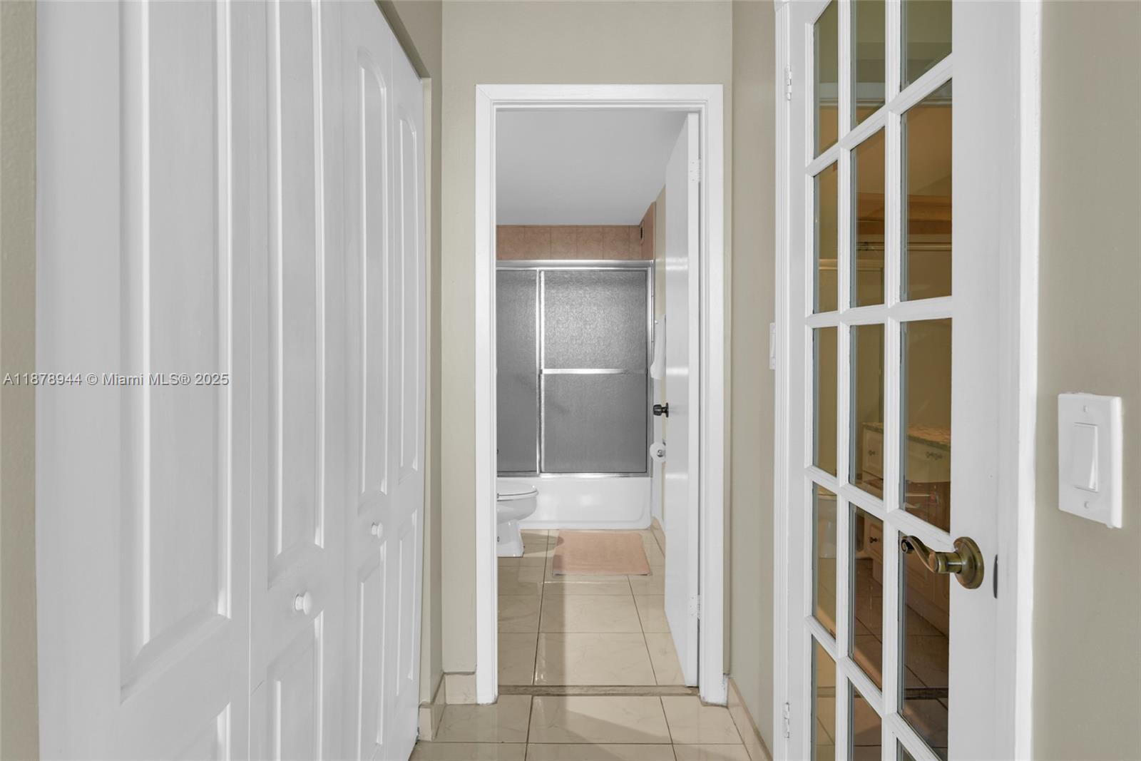 OLYMPUS CONDO PHASE - Residential