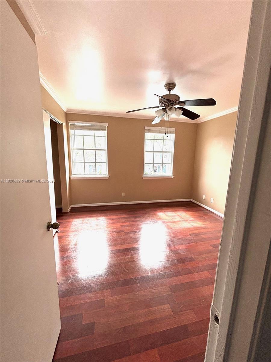 BANYAN OAKRIDGE COMMERCIA - Residential Lease