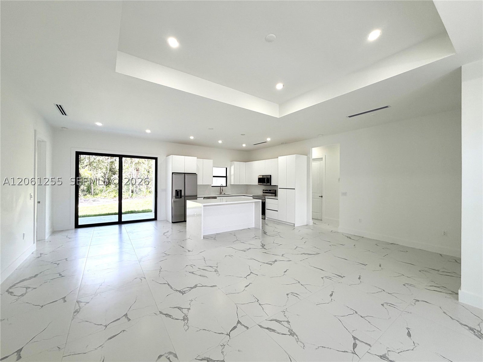 3257 Desoto Blvd S