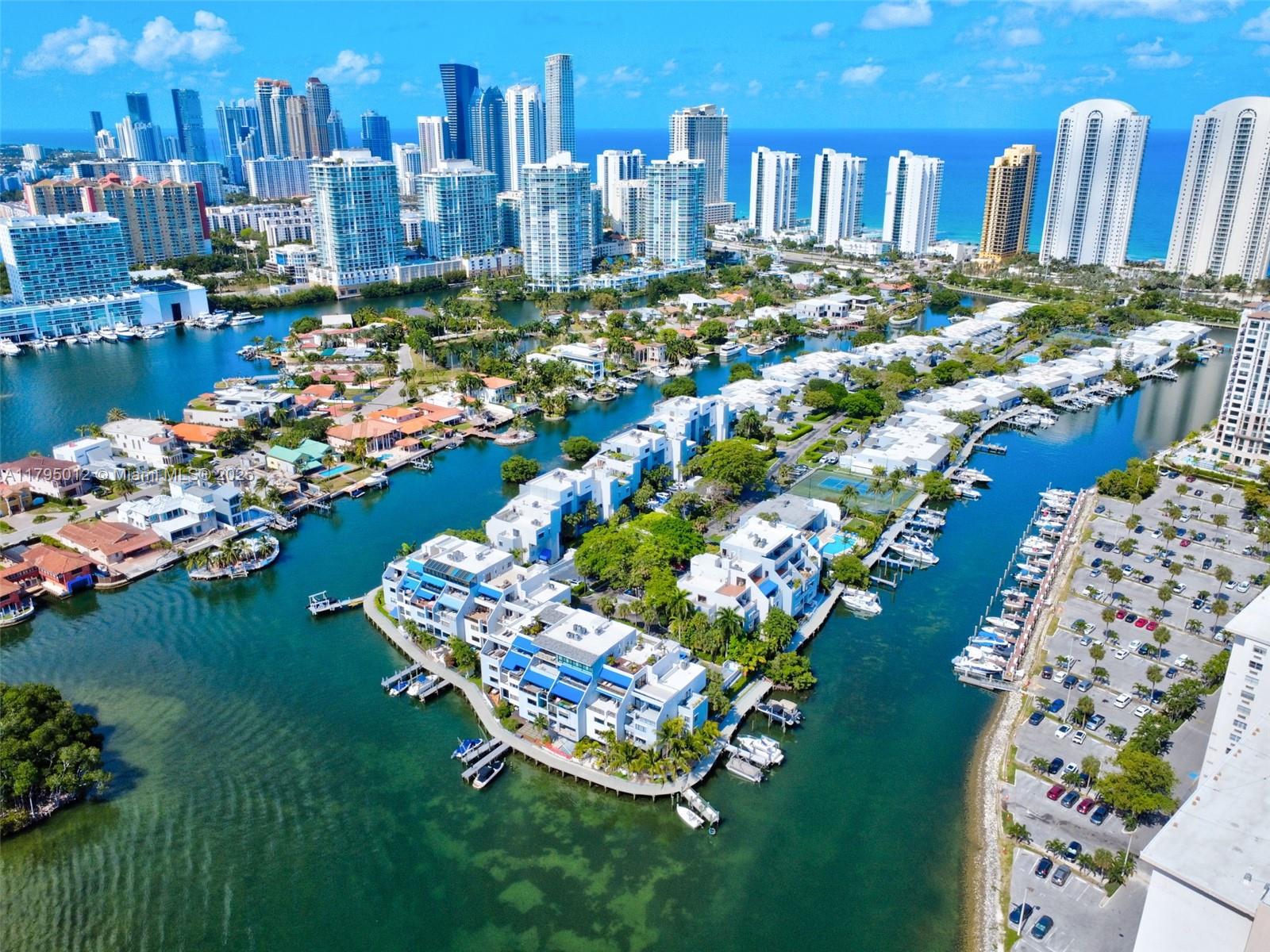 454 Poinciana Dr 1621
