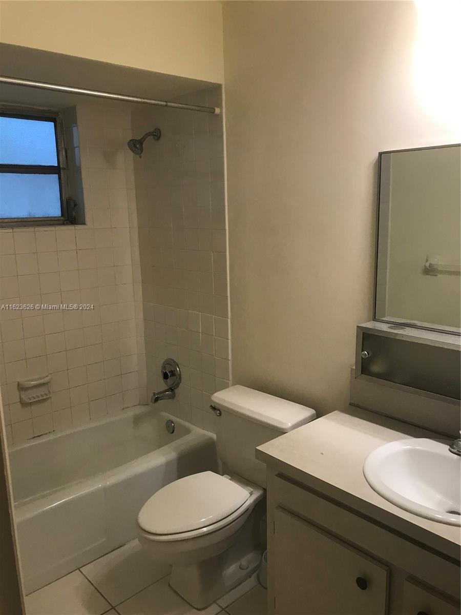 MARIPOSA CONDO - Residential Lease