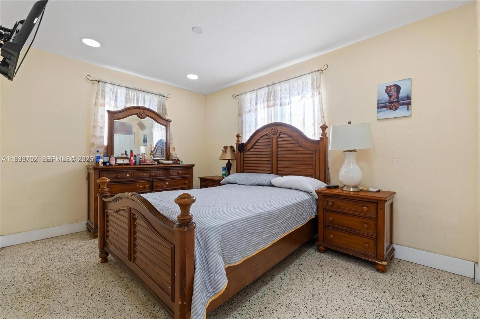 HIALEAH HOMES - Residential