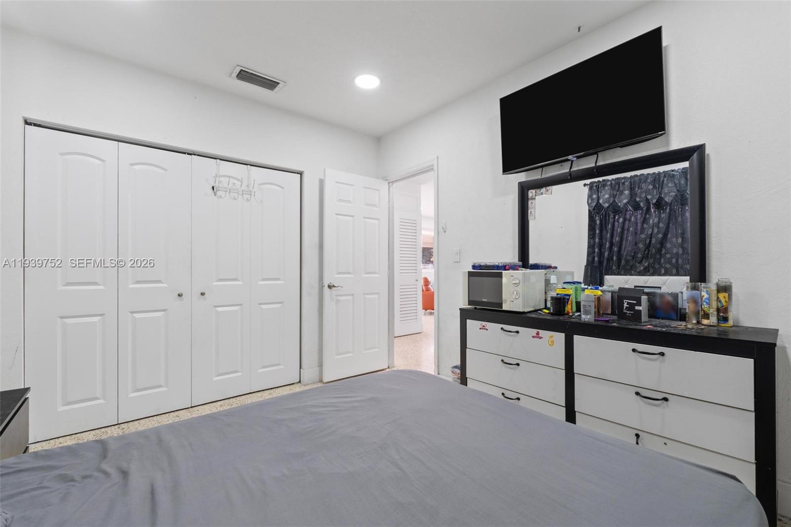 HIALEAH HOMES - Residential