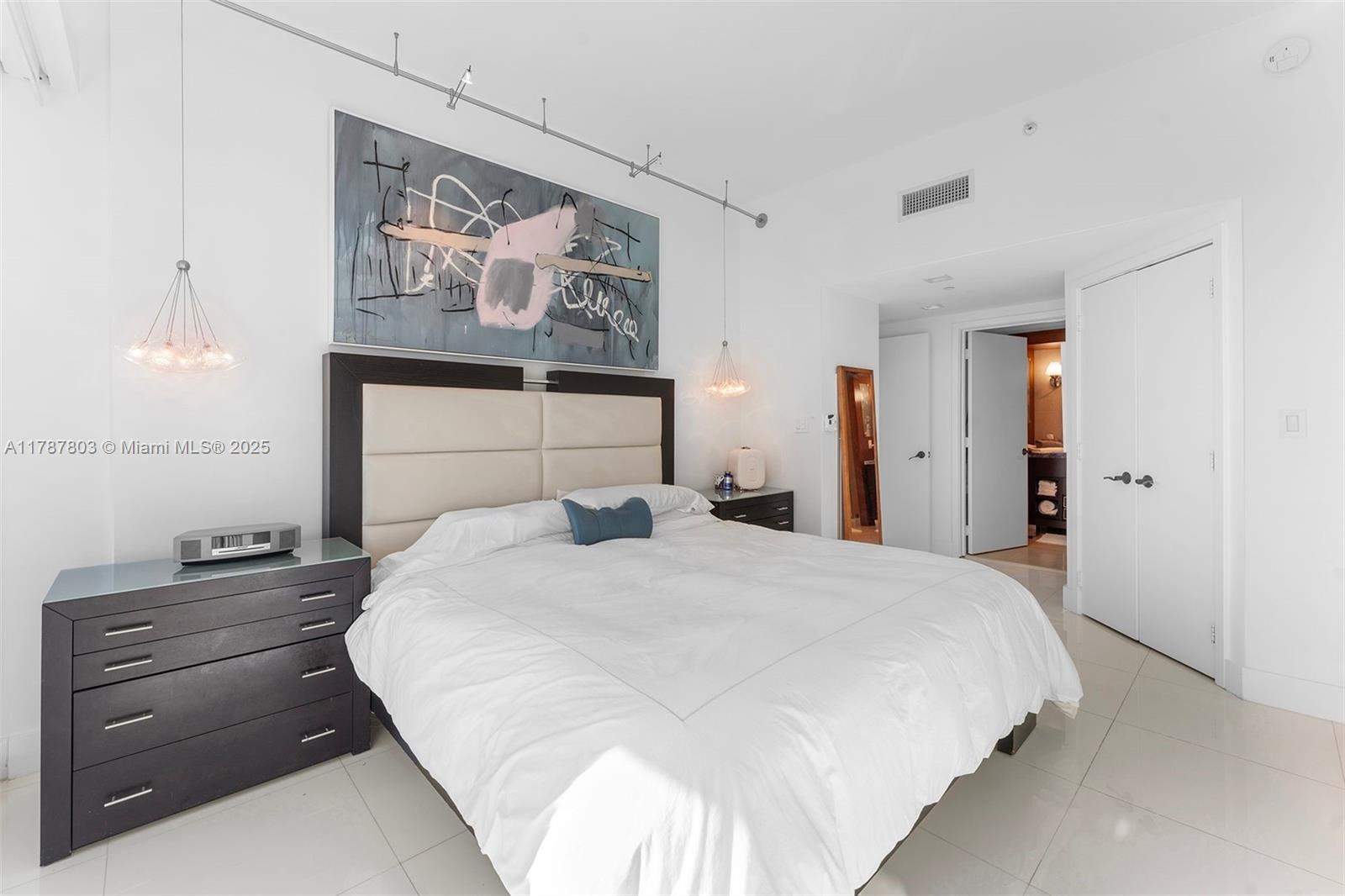 CENTRAL CARILLON BEACH CO - Residential Lease
