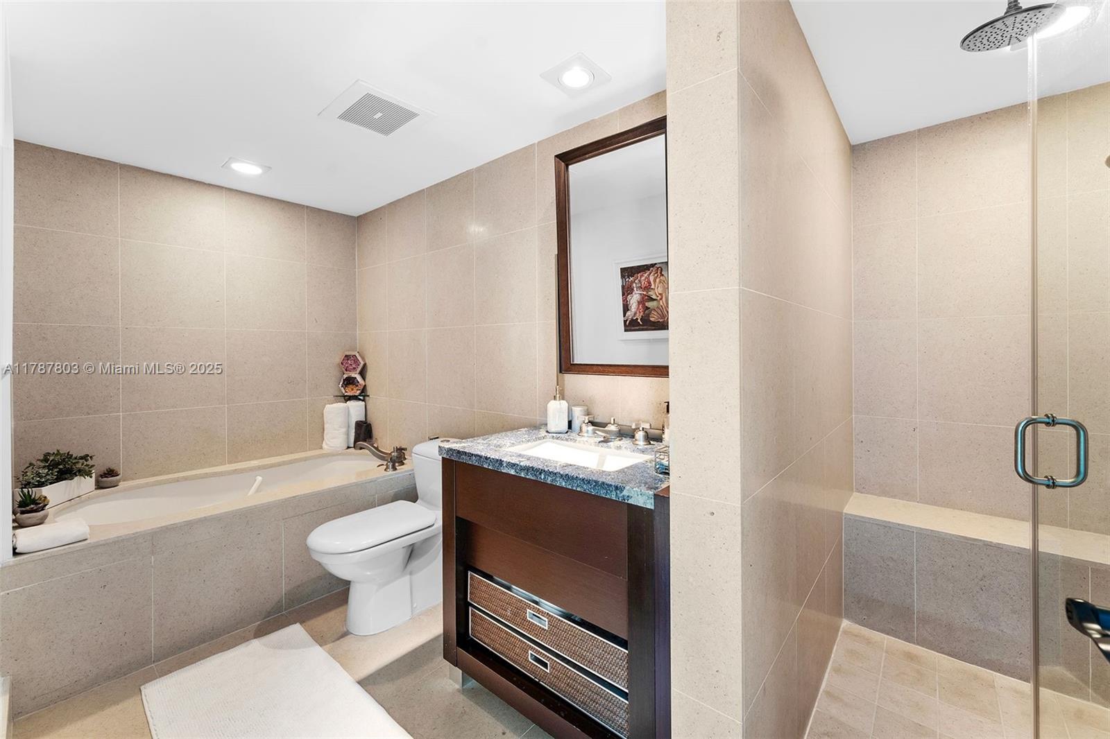 CENTRAL CARILLON BEACH CO - Residential Lease