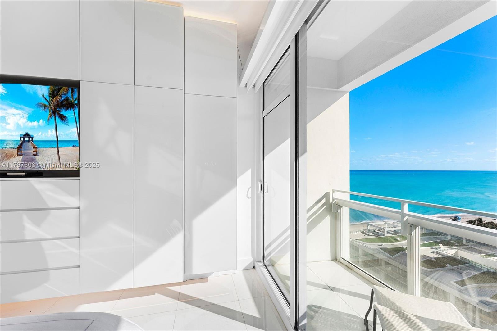 CENTRAL CARILLON BEACH CO - Residential Lease
