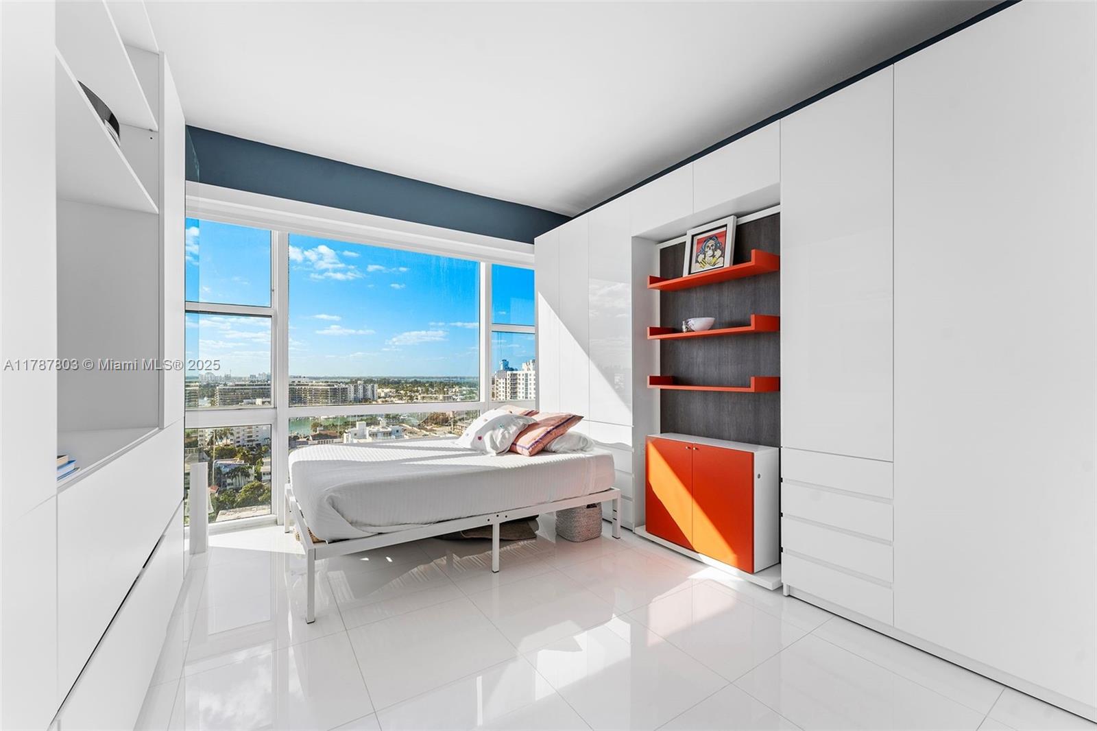 CENTRAL CARILLON BEACH CO - Residential Lease