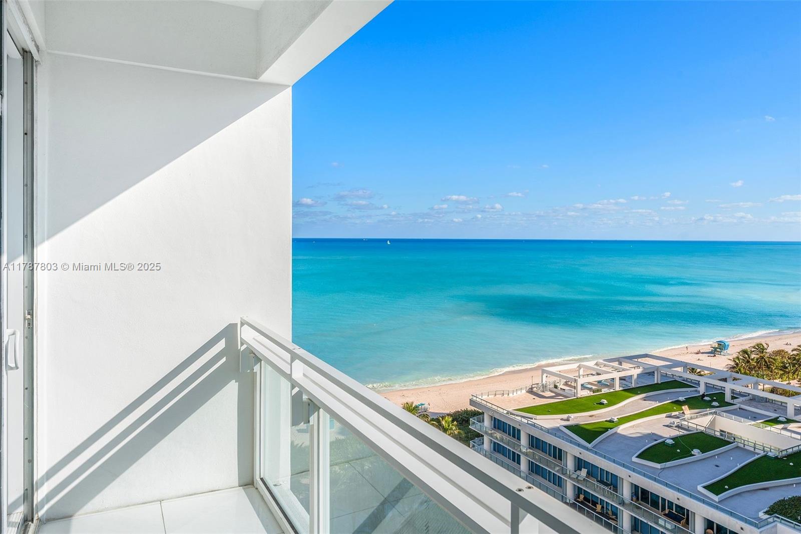 6801 Collins Ave Ph01-Ph02, Miami Beach, Miami-Dade County, Florida - 3 Bedrooms  
3 Bathrooms - 