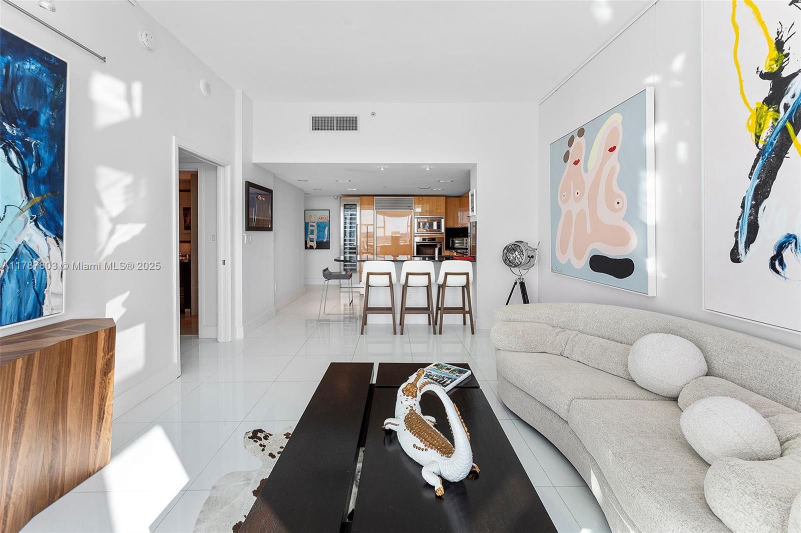 CENTRAL CARILLON BEACH CO - Residential Lease