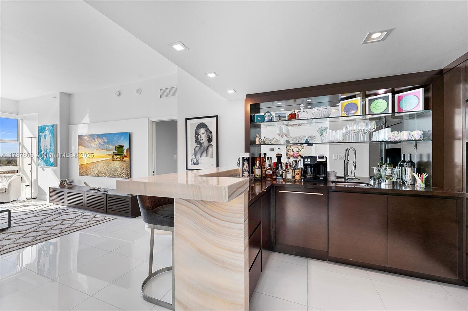 CENTRAL CARILLON BEACH CO - Residential Lease
