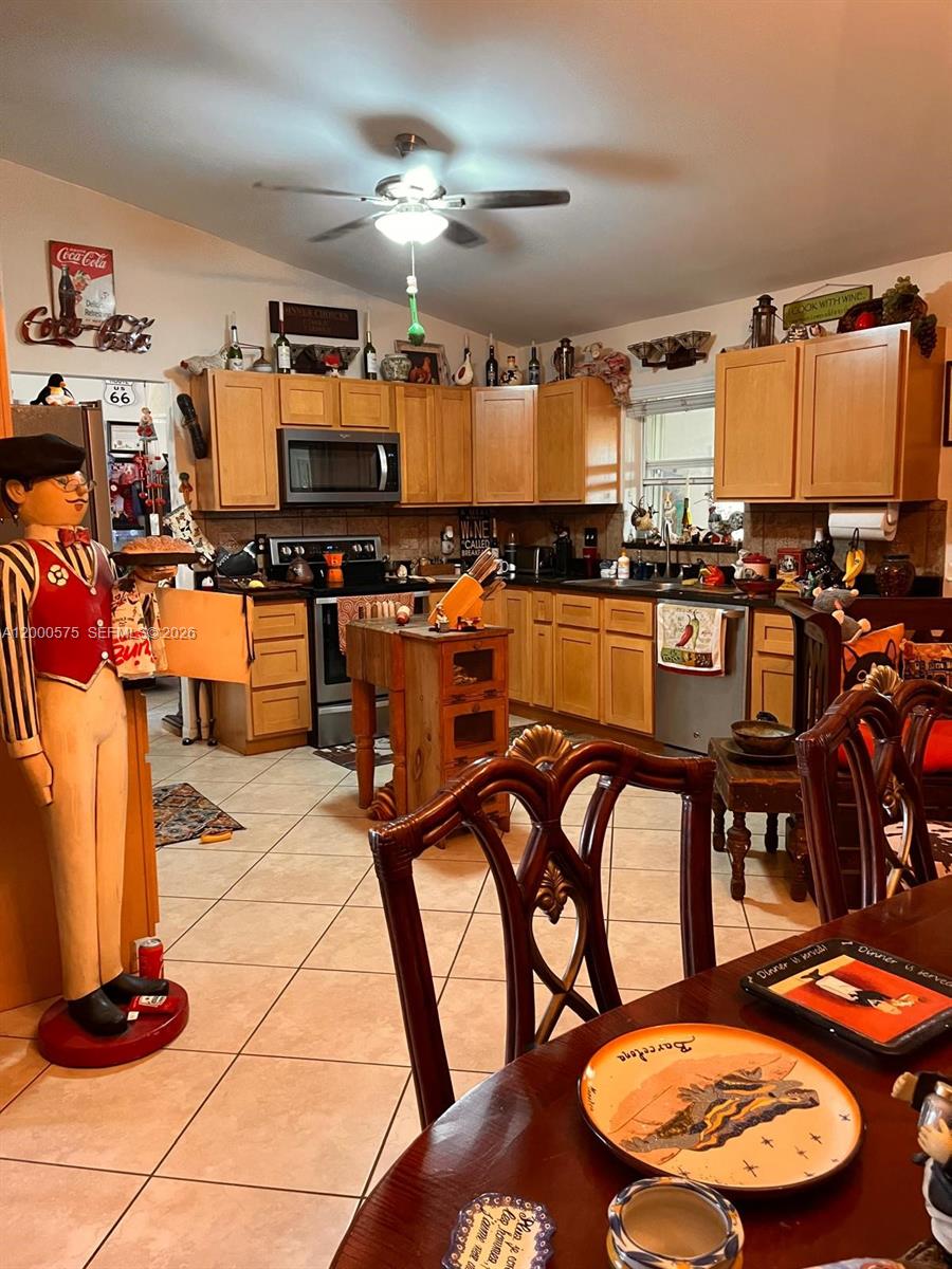 PORT ST LUCIE SECTION 13 - Residential