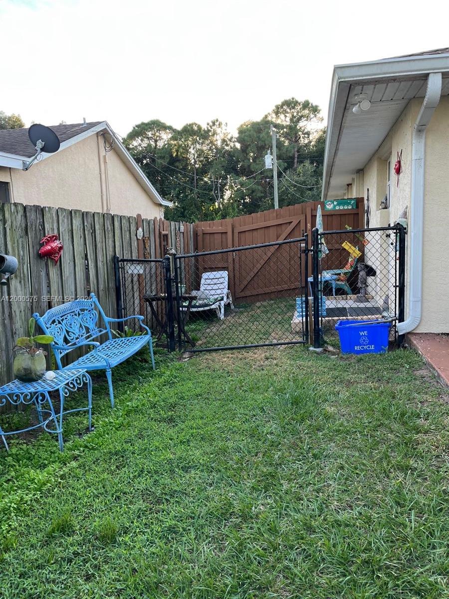 PORT ST LUCIE SECTION 13 - Residential