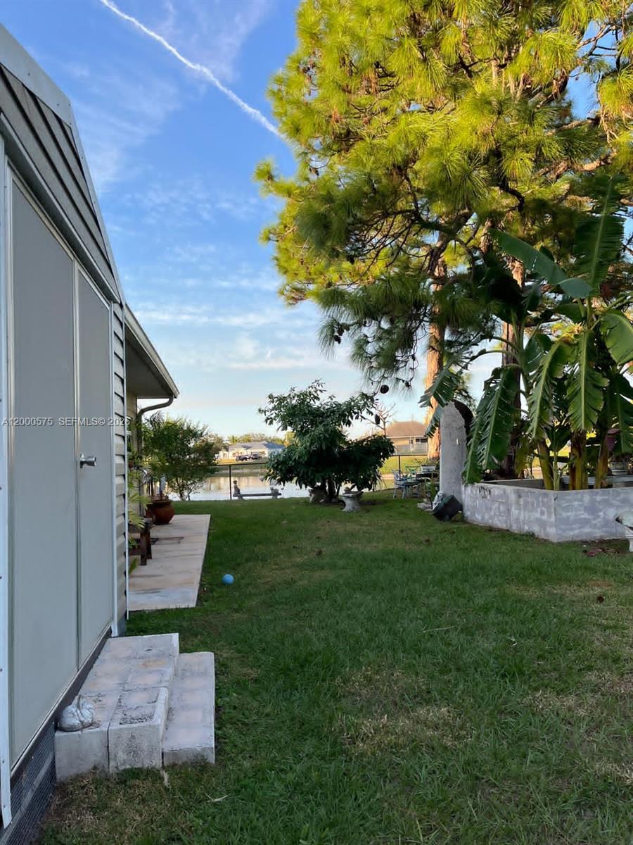 PORT ST LUCIE SECTION 13 - Residential