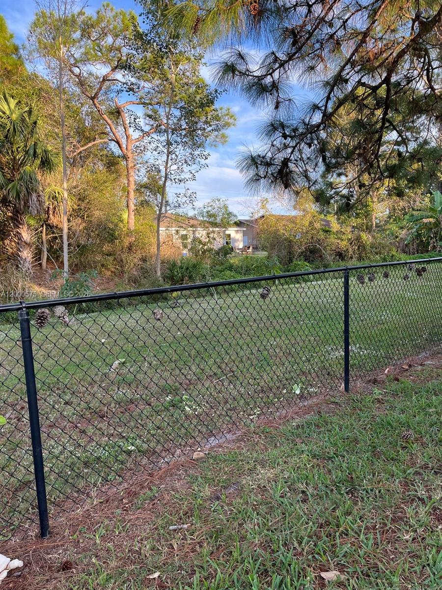 PORT ST LUCIE SECTION 13 - Residential