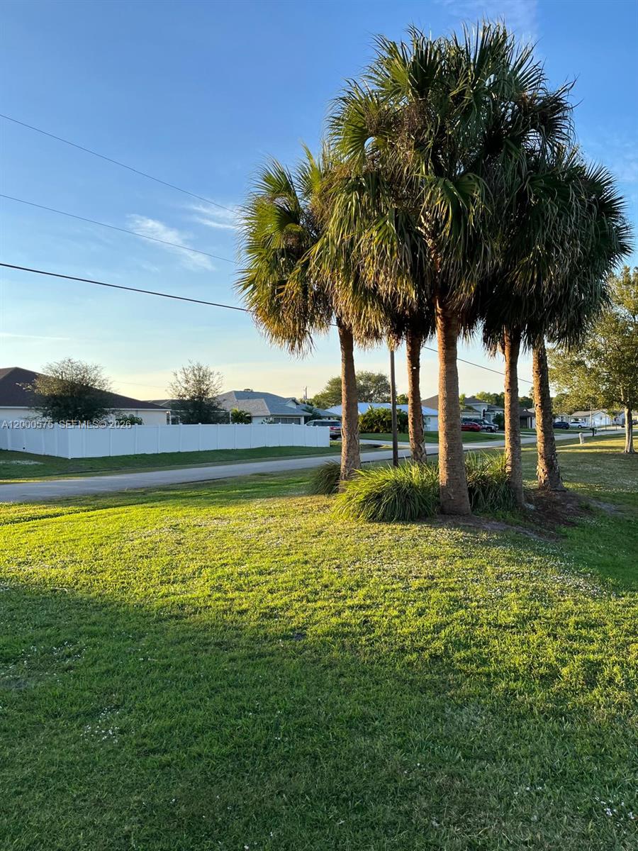 PORT ST LUCIE SECTION 13 - Residential