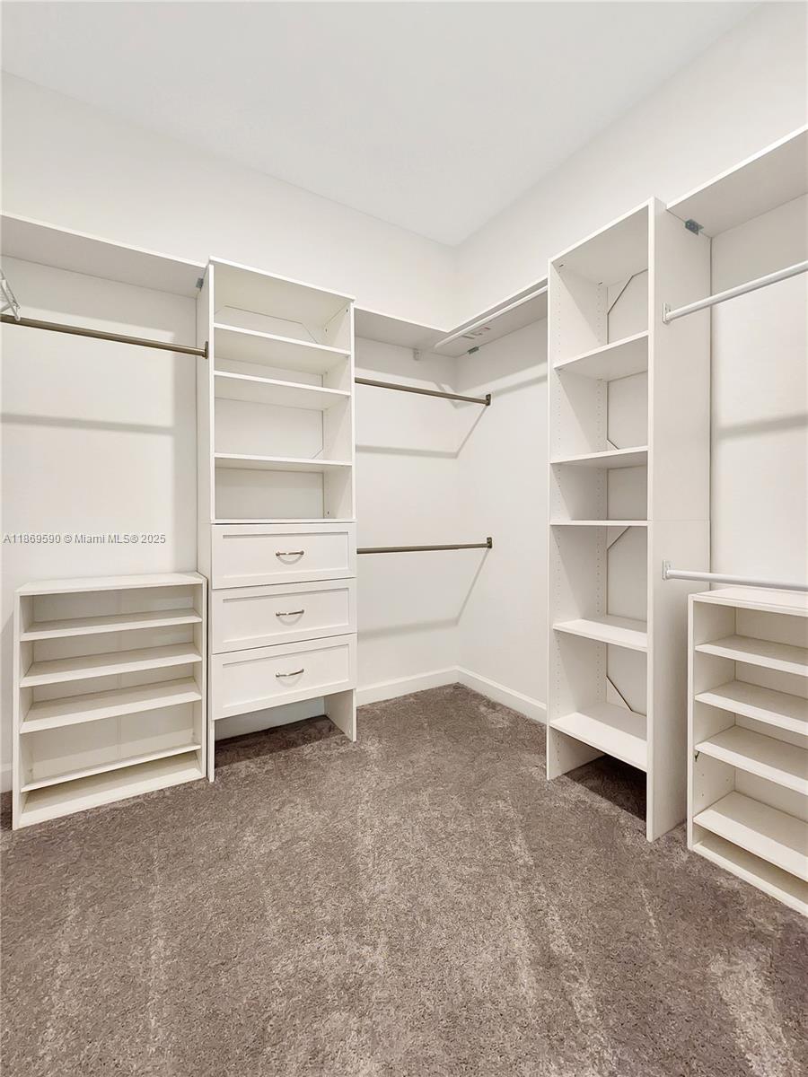 HOMESTEAD PARK OF COMMERC - Residential