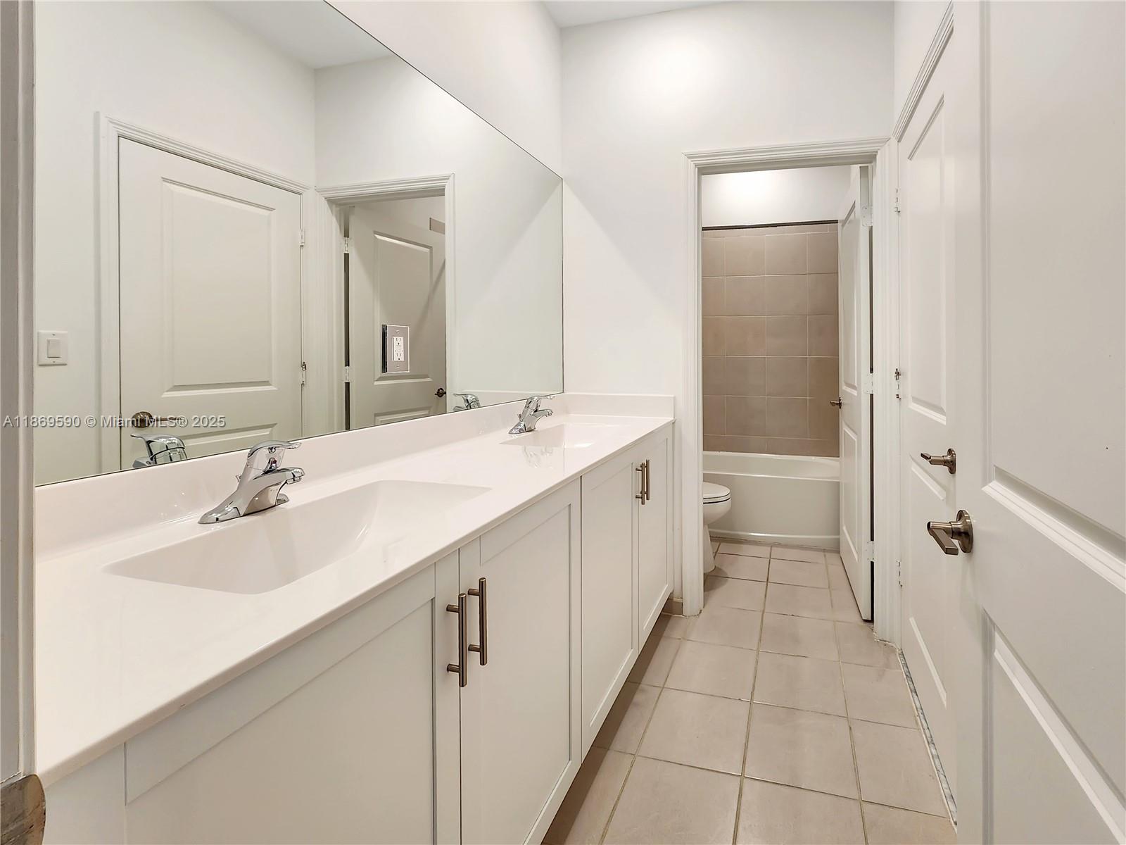 HOMESTEAD PARK OF COMMERC - Residential