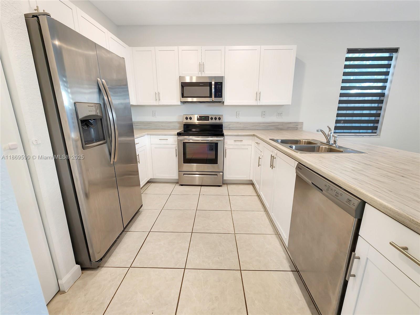 HOMESTEAD PARK OF COMMERC - Residential