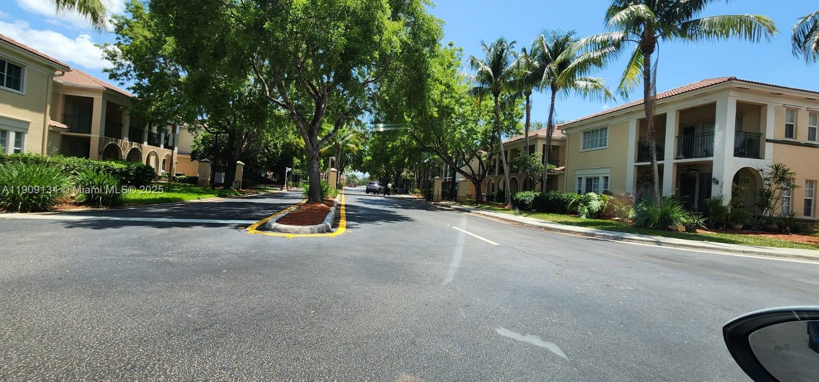 AVENTINE AT MIRAMAR CONDO - Residential Lease