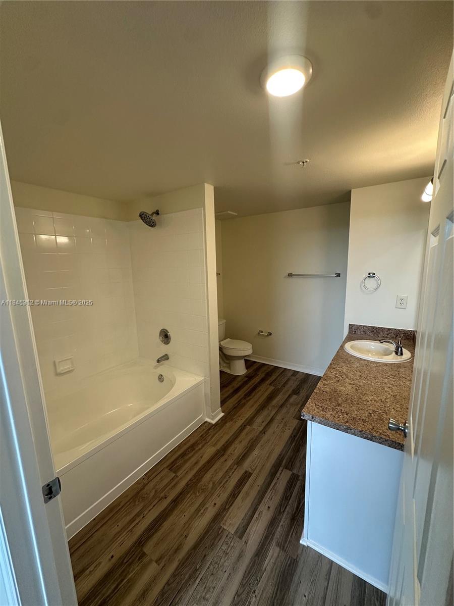MARQUESA CONDO - Residential Lease