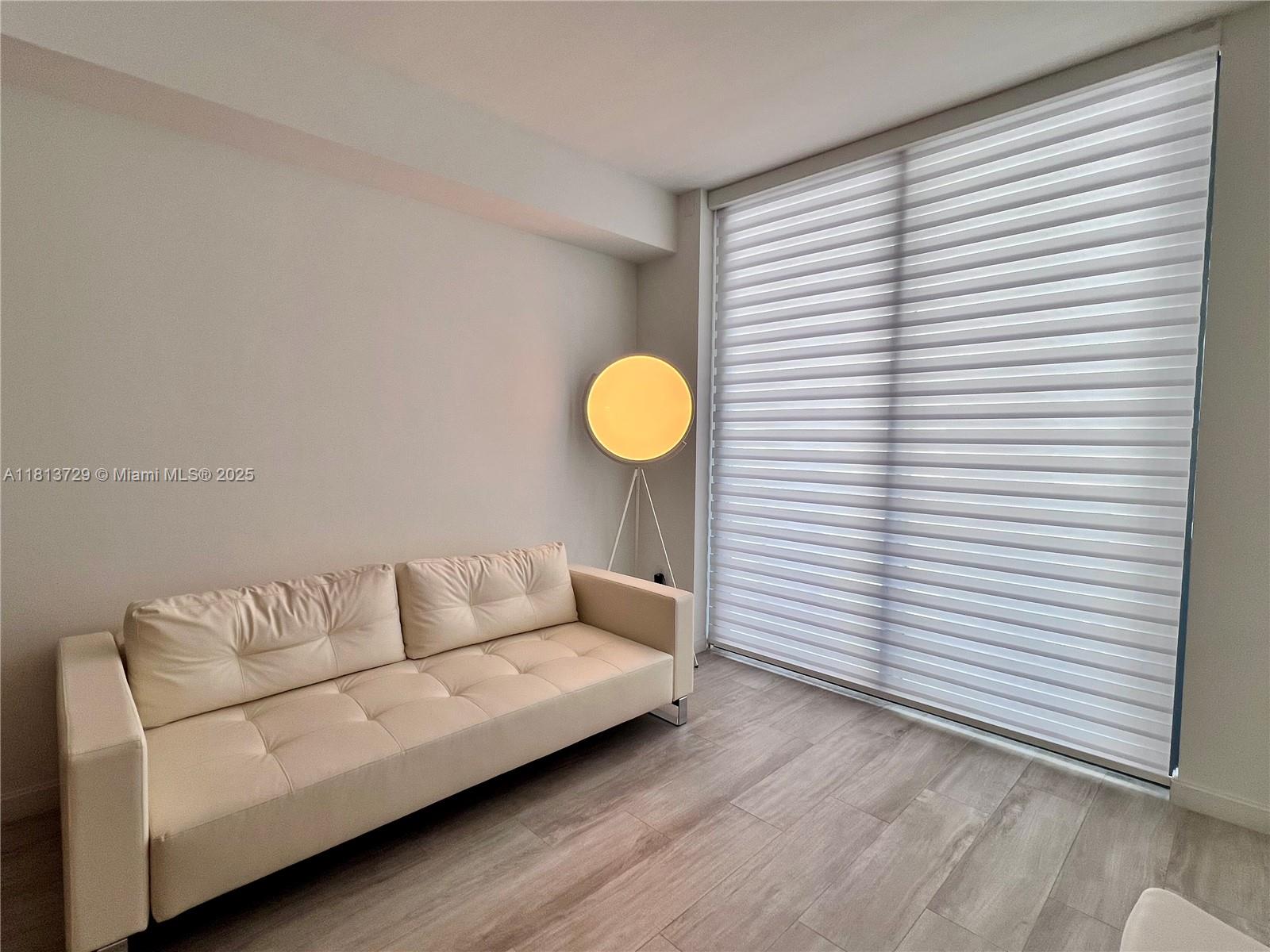 55 SW 9th St 4109